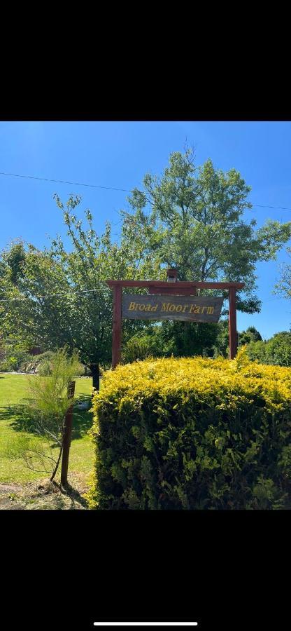 Bed and Breakfast Broadmoor Farm Kilgetty Екстер'єр фото